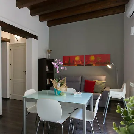 Apartment Pelagos Syrakus